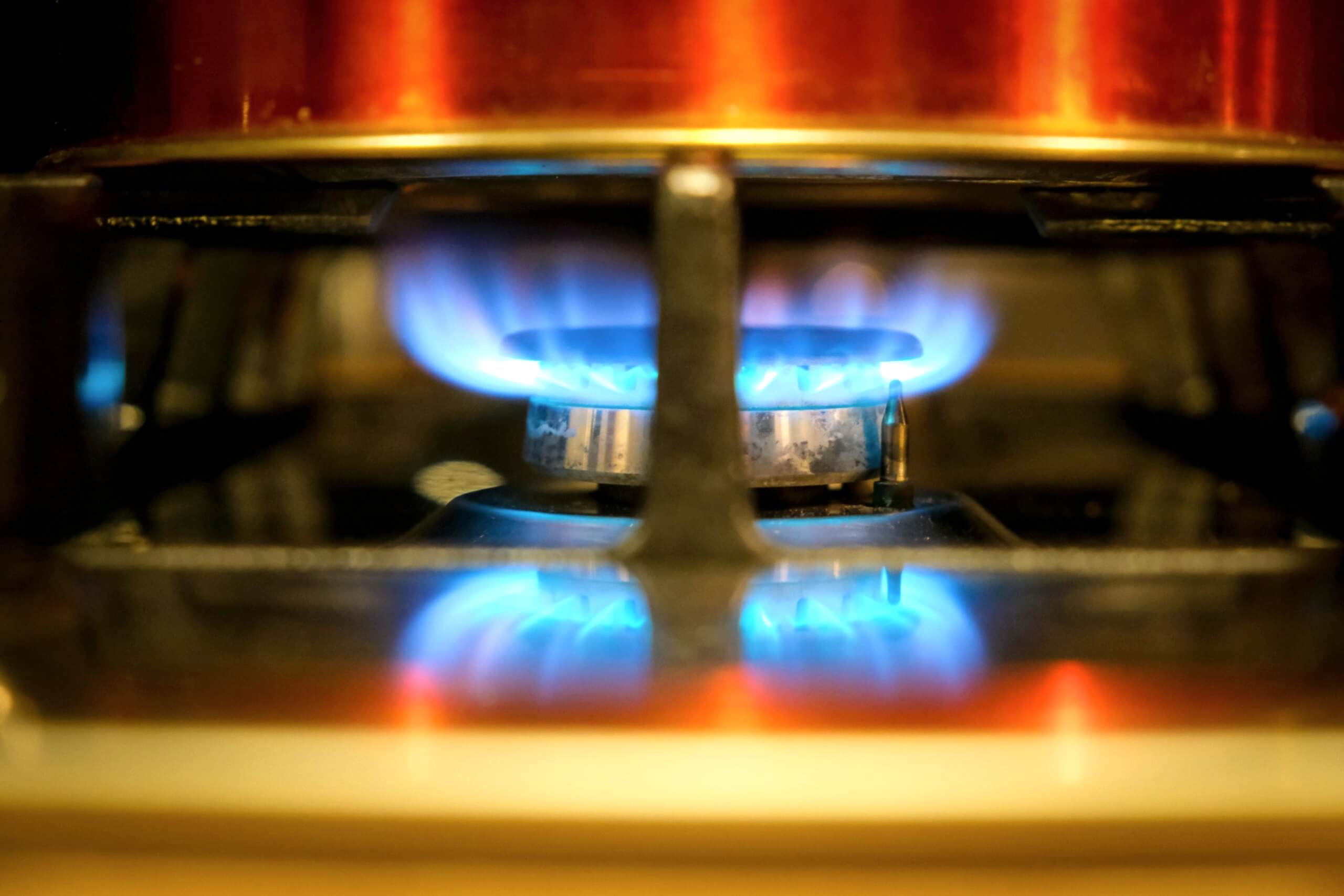 Read more about the article Doğalgaz Kaçağı Tespiti ve Tamiri: Güvenli ve Hızlı Çözümler